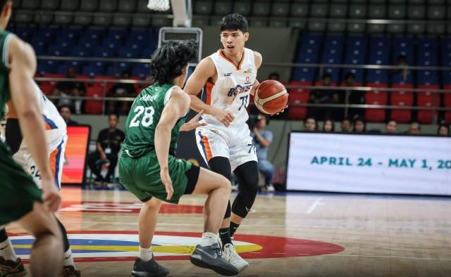 阿尔瓦雷斯 阿尔瓦雷斯